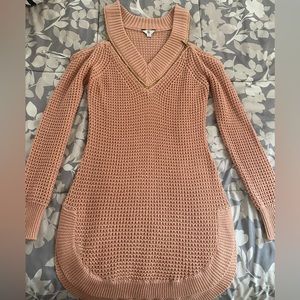 Cold Shoulder Zipper Detailed Sweater